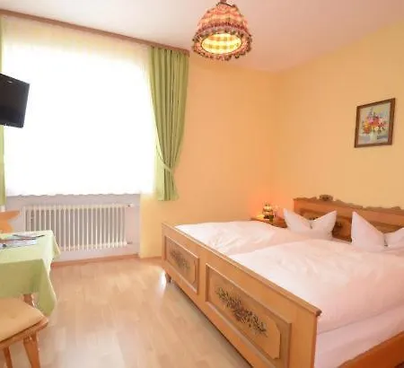 Gasthof Zur Post Hotel Und Parkplatz Hotel